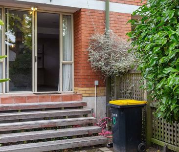 City Centre - 3-bedroom apartment with garage - short term - Photo 4