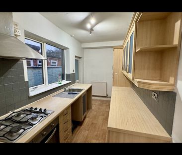 2 Bed Terraced House, Tudor Road, LE3 - Photo 2