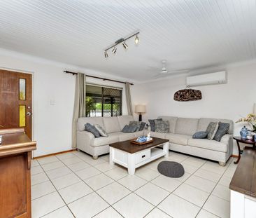 Comfort, Space & Convenience in the Heart of Cranbrook - Photo 2