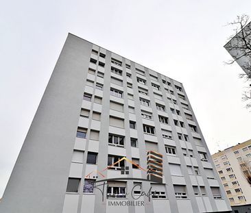 THIONVILLE : VASTE STUDIO DE 29.70 M2 ENTIEREMENT RENOVE AVEC GOUT, - Photo 2