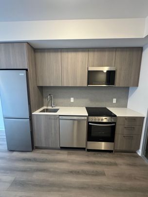 For Lease - 7439 Kingston Road Unit# 515, Toronto, Ontario - Photo 1