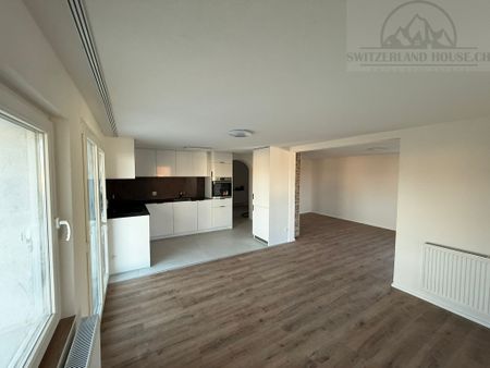 Charming 3.5 pcs with stamp in Ecuvillens close to nature and convenience - Photo 5