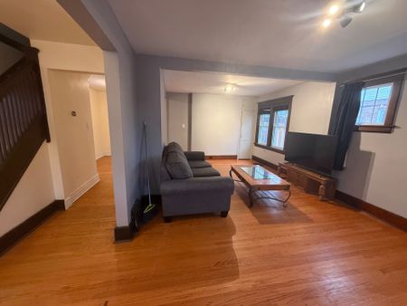 For Lease - 6226 Pine Grove Avenue, Niagara Falls, Ontario - Photo 4