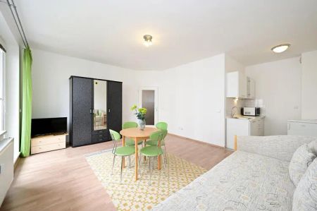 Byt 1+kk, 35 m and sup2;, balkon a sklep, ul. Za Černým mostem, Praha 14 Kyje - Photo 3