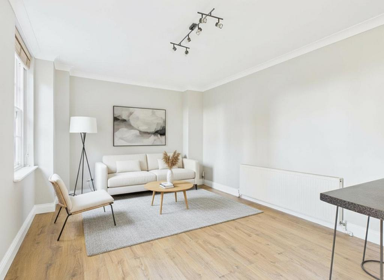 1 bedroom flat to rent - Photo 1