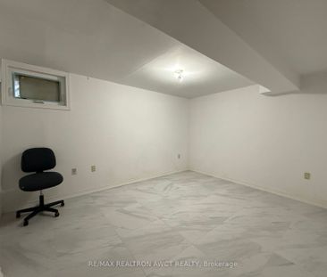 For Lease - 61 Wilmont Drive, Toronto, Ontario - Photo 2