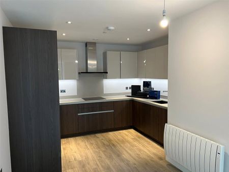 2 bedroom apartment to rent - Photo 5