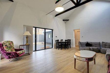 Harbour House, Ivinghoe - Photo 2