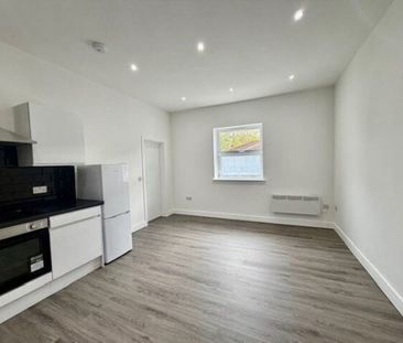 Shirley Road, Southampton SO15 - Photo 2