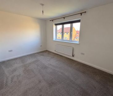 15 Bridle Crescent, Braintree, CM7 5XY - Photo 5