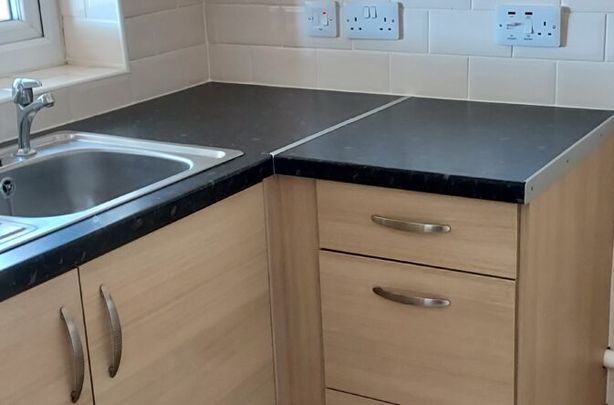 Greenfield, Ledbury rd, Hull, HU5 5SW - Photo 1