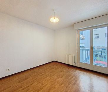 Location Appartement 4 pièces 75m² STRASBOURG 67000 - Photo 3