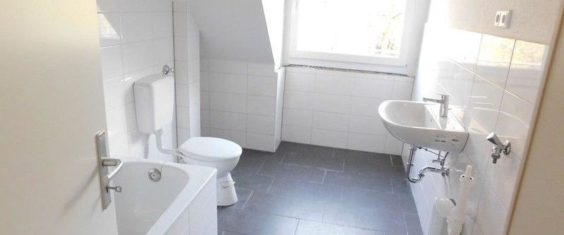 Schöne 2-Zimmer-DG-Wohung! - Foto 1