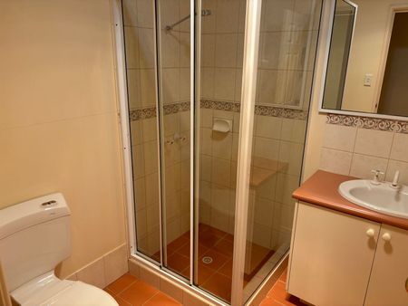 Great Location! - Photo 2