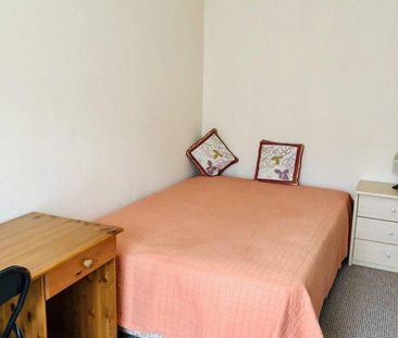 3 bedroom house share to rent - Photo 5