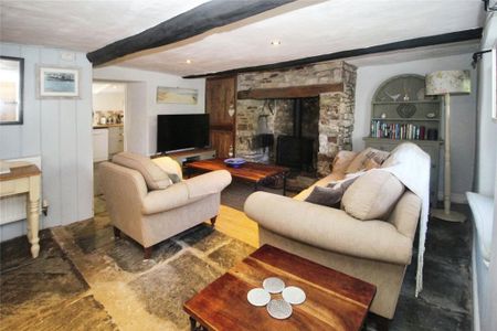 2 bedroom terraced house to rent - Photo 3