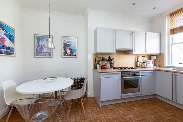 2 Bedroom Flat To Let - Photo 1