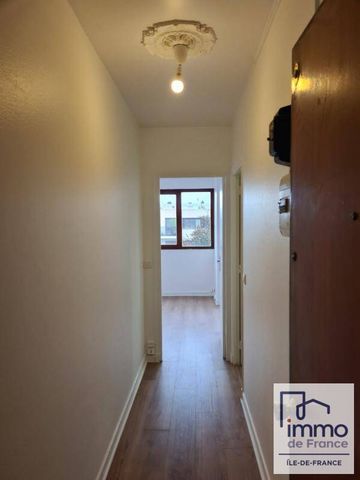 Location appartement studio 1 pièce 26 m² à Rocquencourt (78150) Porte Saint-Antoine - Photo 2