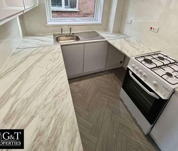 Peel Way, Tividale, Oldbury, B69 - Photo 3