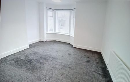 2 Bed Terraced House, Old Road, M9 - Photo 4