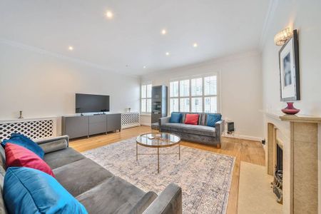 3 bedroom flat to rent - Photo 4