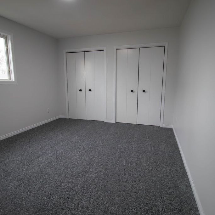 Bright & Updated 2-Bedroom Unit with Parking - Photo 1