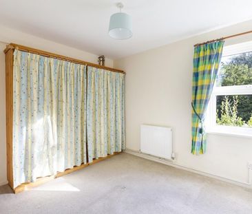 1 Bed Flat - Photo 4