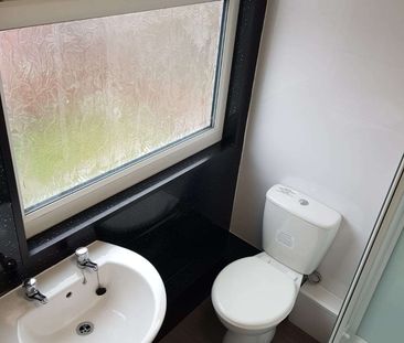 21 Spring House Road, Crookesmoor, S10 1LT - Photo 6