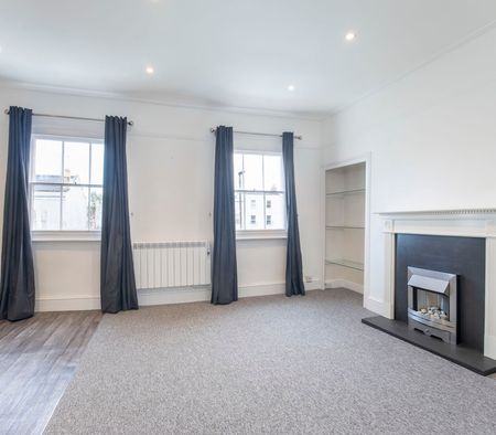 London Road, Cheltenham GL52 6HL - Photo 2