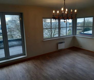 Ruim duplex-appartement met 2 terrassen in hartje Gavere - Photo 1