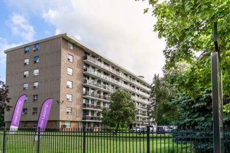 One Bedroom Units - Photo 4