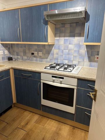 2 bedroom terraced house to rent - Photo 4