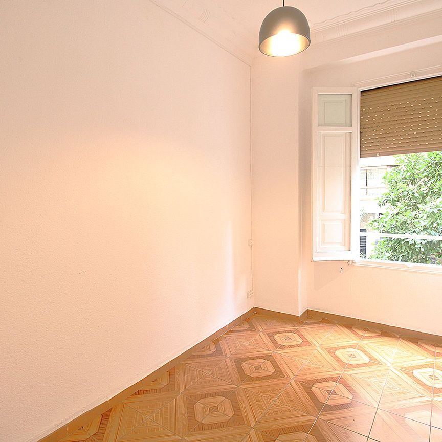 Piso de alquiler en Carrer de Quart, El Botànic - Photo 1