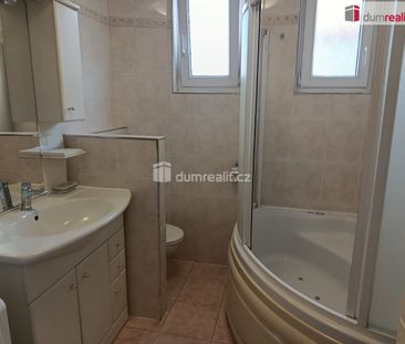 Pronájem bytu 4+1 125 m², Kestřanská 140, Praha Cholupice - Photo 2