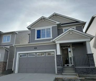 3 Bedroom 2.5 Bath House | Carringford Rd NW, Calgary - Photo 1