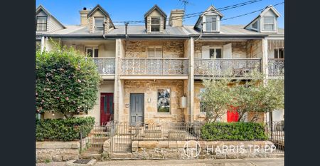 Tri-Level Terrace With Idyllic Harbour Views - Photo 5
