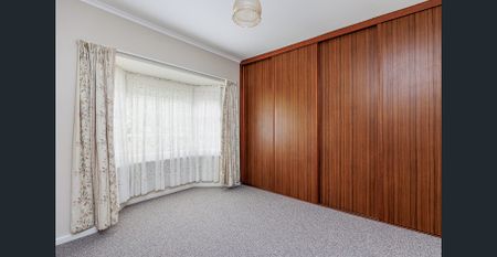 Character & charm, this one has it all! - Photo 4