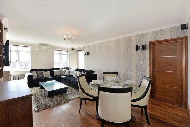 3 bedroom flat to rent - Photo 1