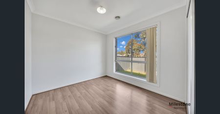 A Charming Family Home in a Beautiful Location! - Photo 4