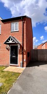 3 bedroom semi-detached house to rent - Photo 4