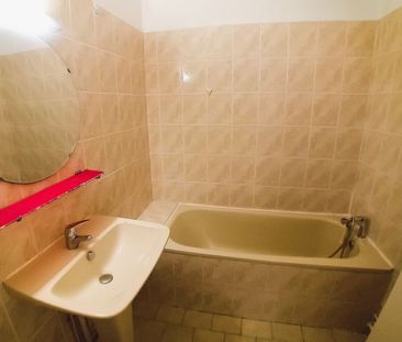 Location Appartement 2 pièces 39m² - Photo 2