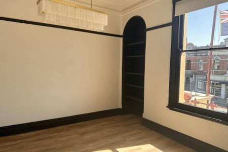 EXECUTIVE 4 BEDROOM APARTMENT IN THE CBD! - Photo 3