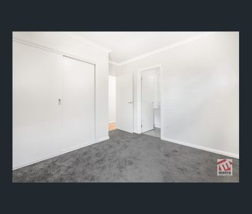 MAKE THIS YOUR NEXT HOME! - Photo 4