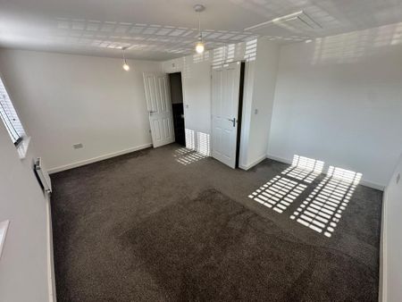 1 bedroom semi-detached house to rent - Photo 2