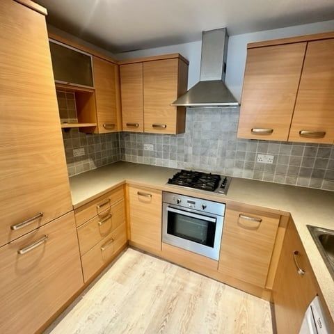 Bridge Avenue, MAIDENHEAD - Photo 1