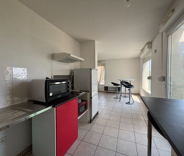 Location Appartement 1 pièce 40m² TOULOUSE 31200 - Photo 3