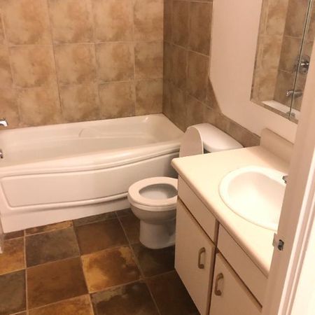 grand 41/2 secteur université- bellevue pour juillet 26 - Photo 4