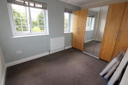 2 bedroom townhouse to rent - Photo 4