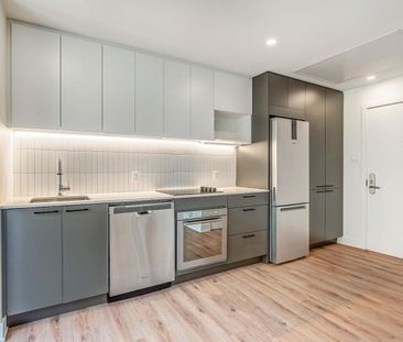 Griffin Square - Photo 2