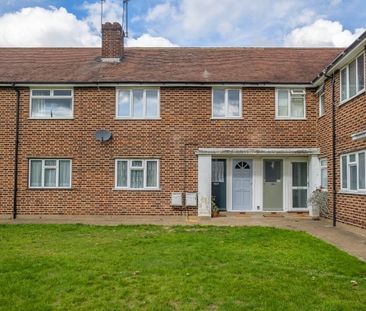 3 bedroom maisonette to rent - Photo 1